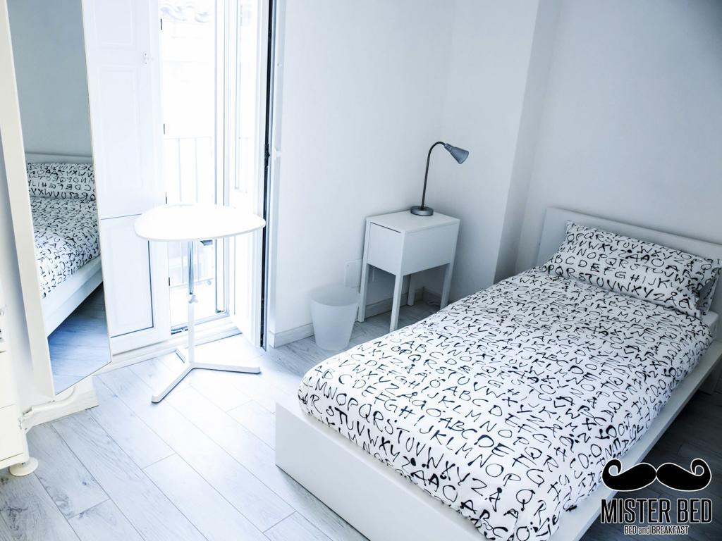 Mister Bed Panzió Guardiagrele Kültér fotó